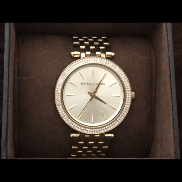 Michael Kors Gold Tone Watch - Picture 7 of 8